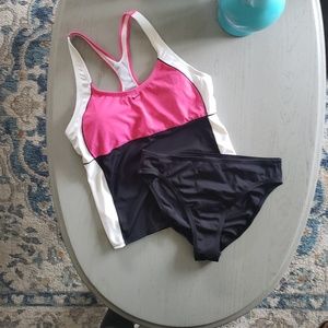 Nike Racertop Tankini Swimsuit Set